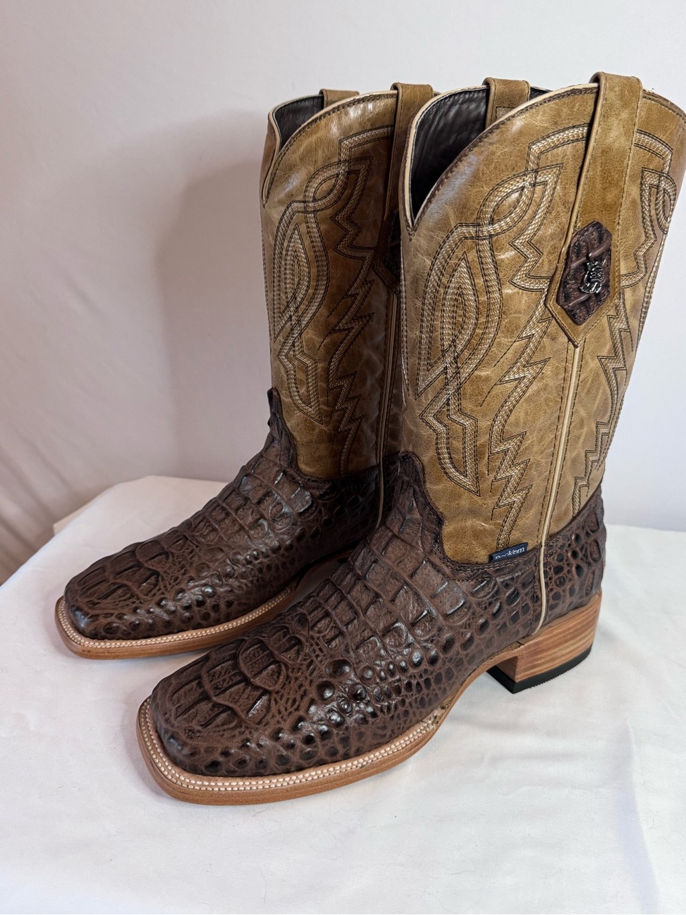 Men's Brown Croc-Embossed Western Boots with Tan Shaft